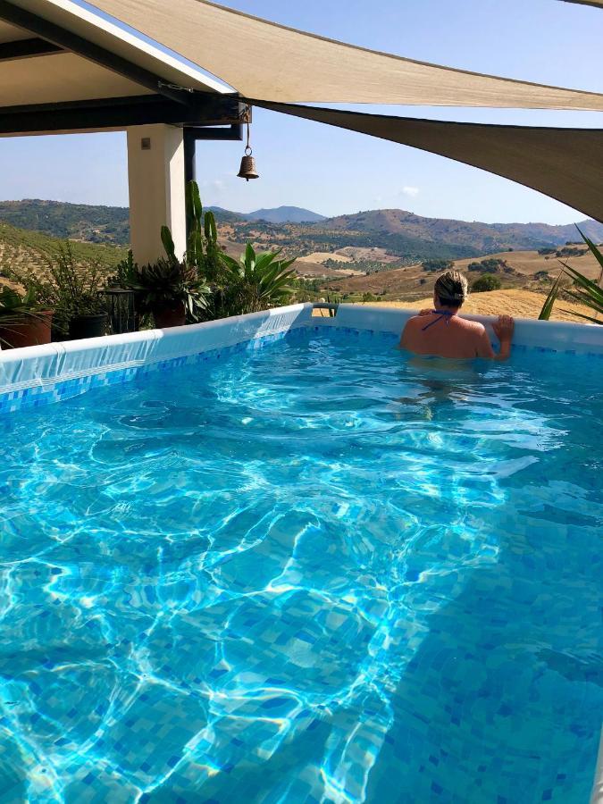 Campanas Ii Bed & Breakfast