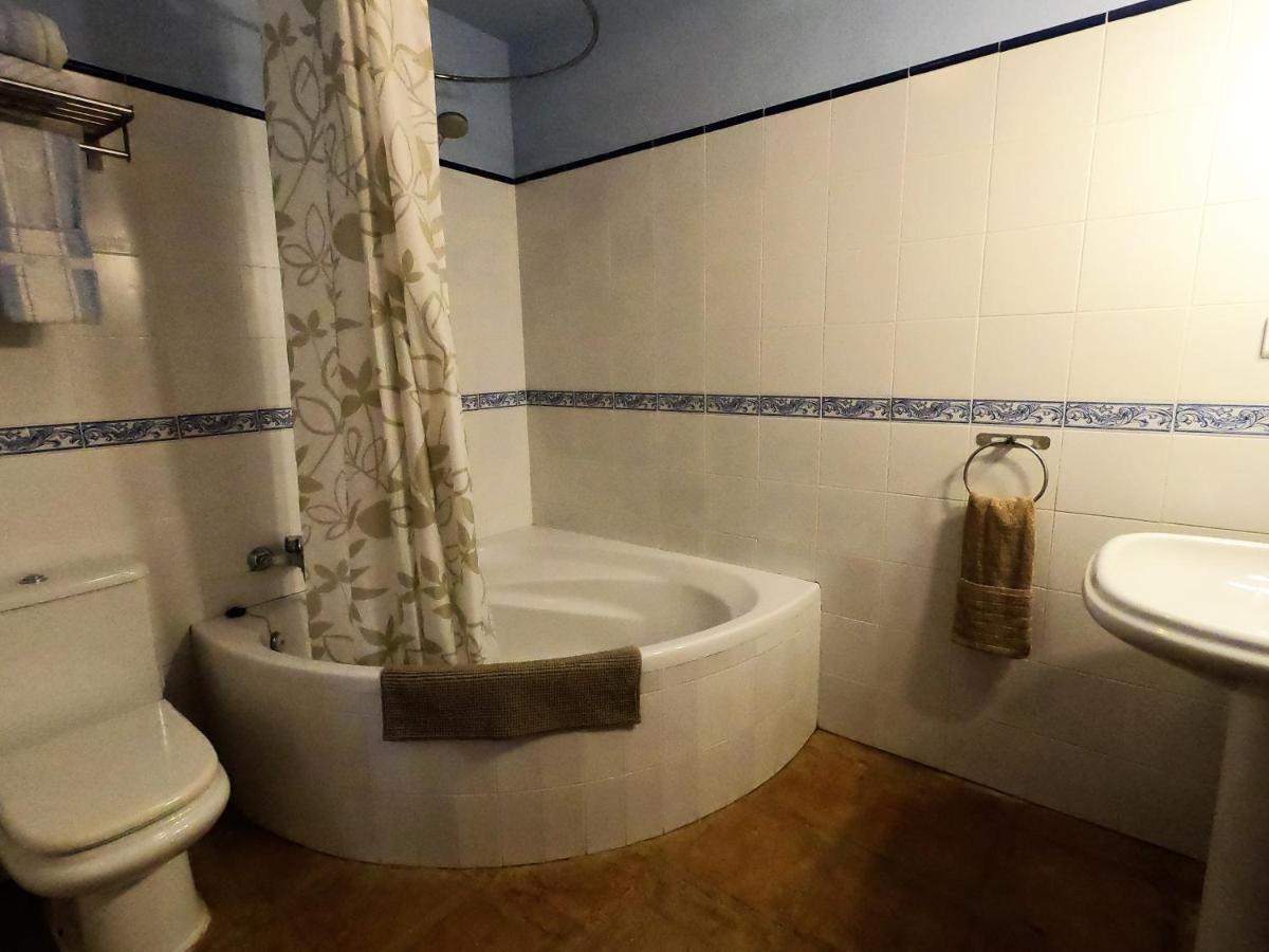 Bed & Breakfast Campanas Ii